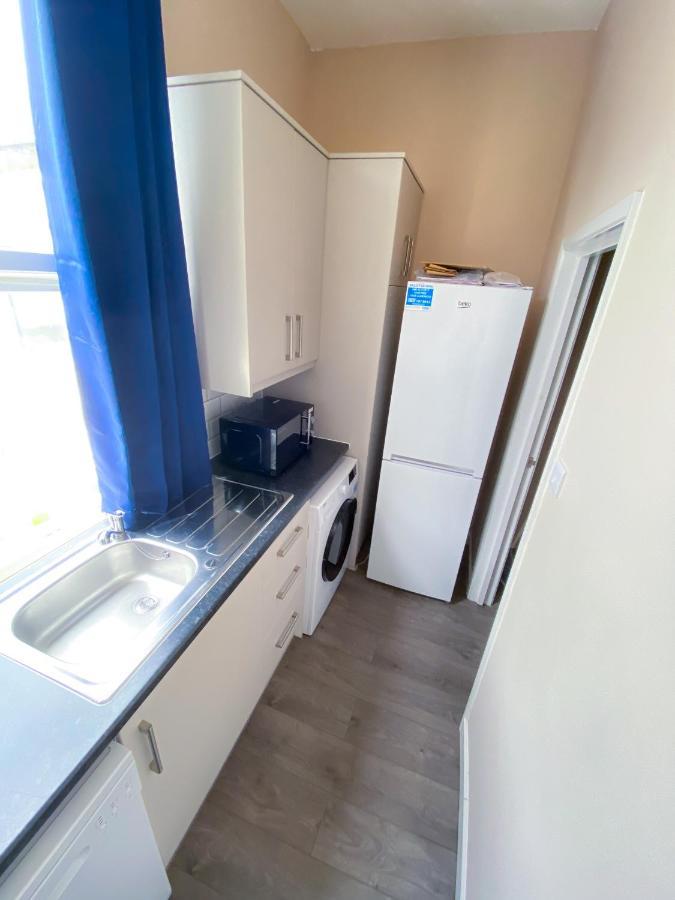 Stylish 1 Bedroom Flat In Wood Green London Kültér fotó